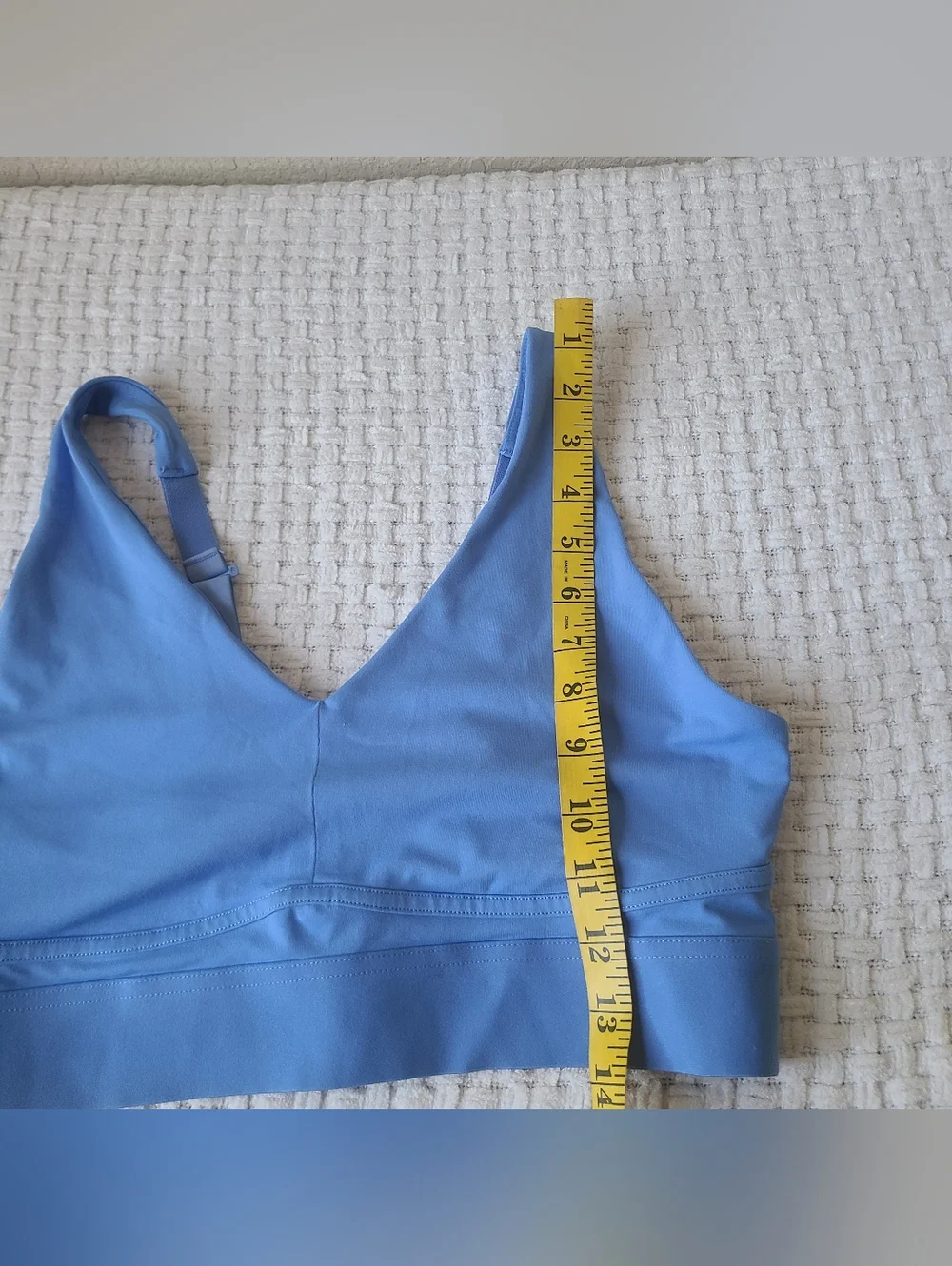 Fabletics Women’s Blue V-Neck Sports Bra Size S